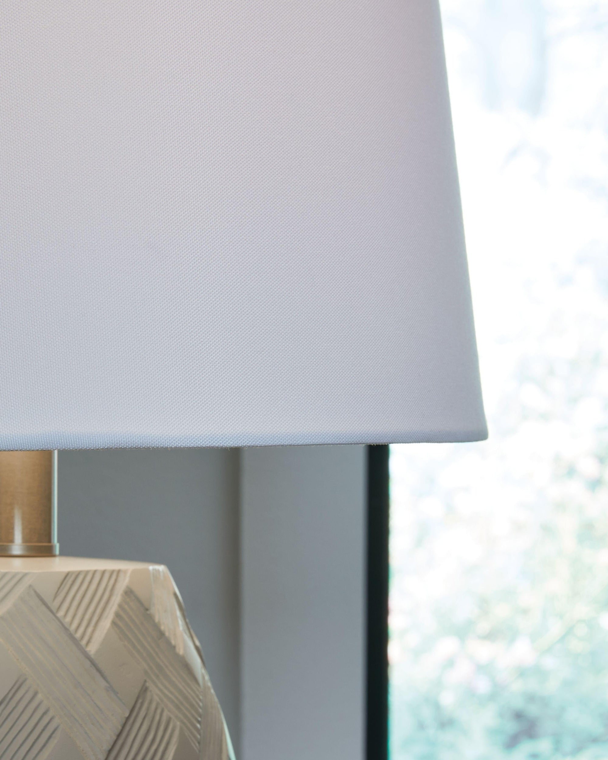 Tamner - Lampe de table Poly (2/cn)