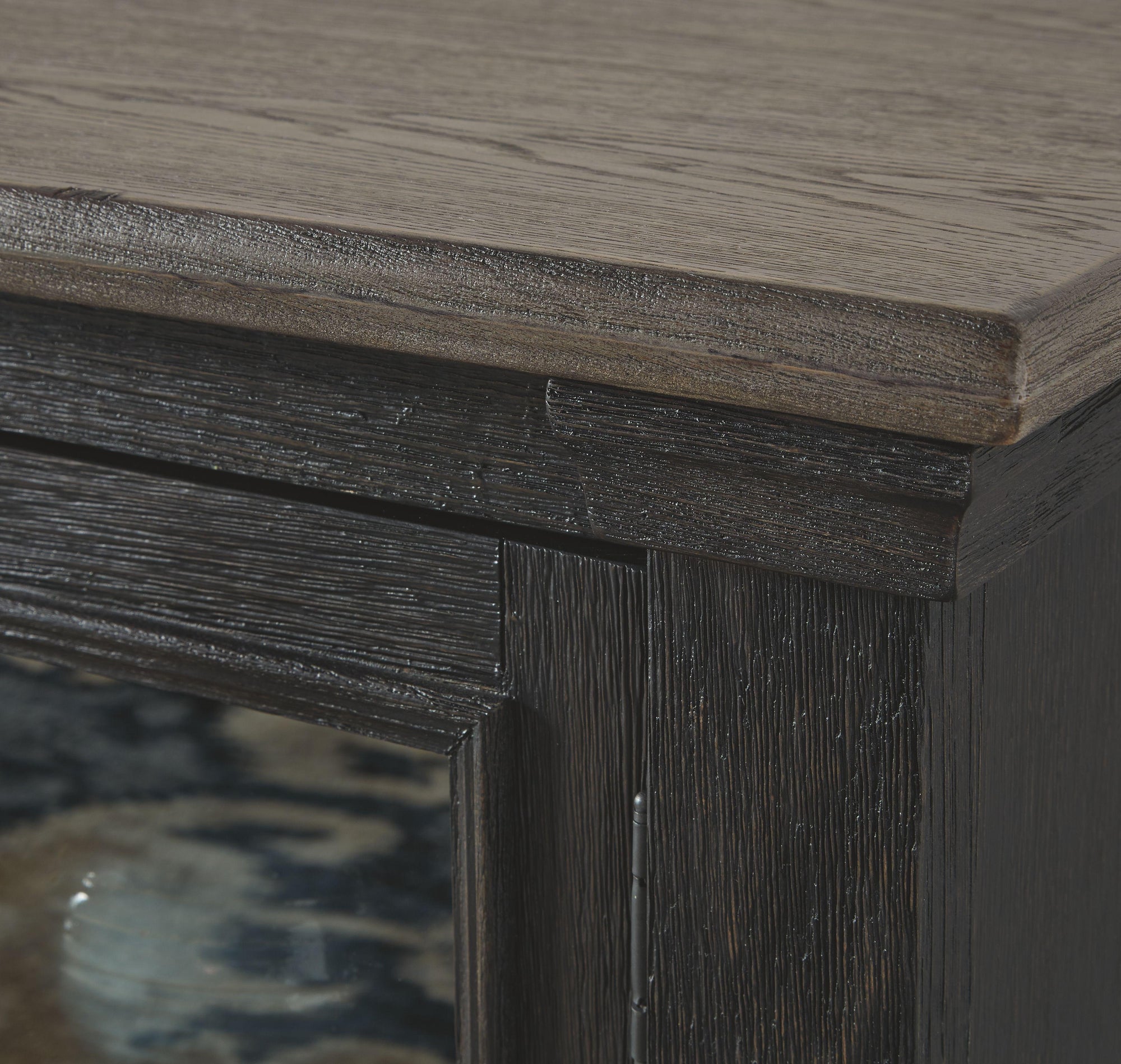 Tyler Creek - Meuble TV extra large