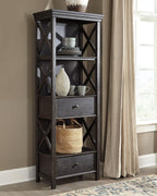 Tyler Creek - Vitrine