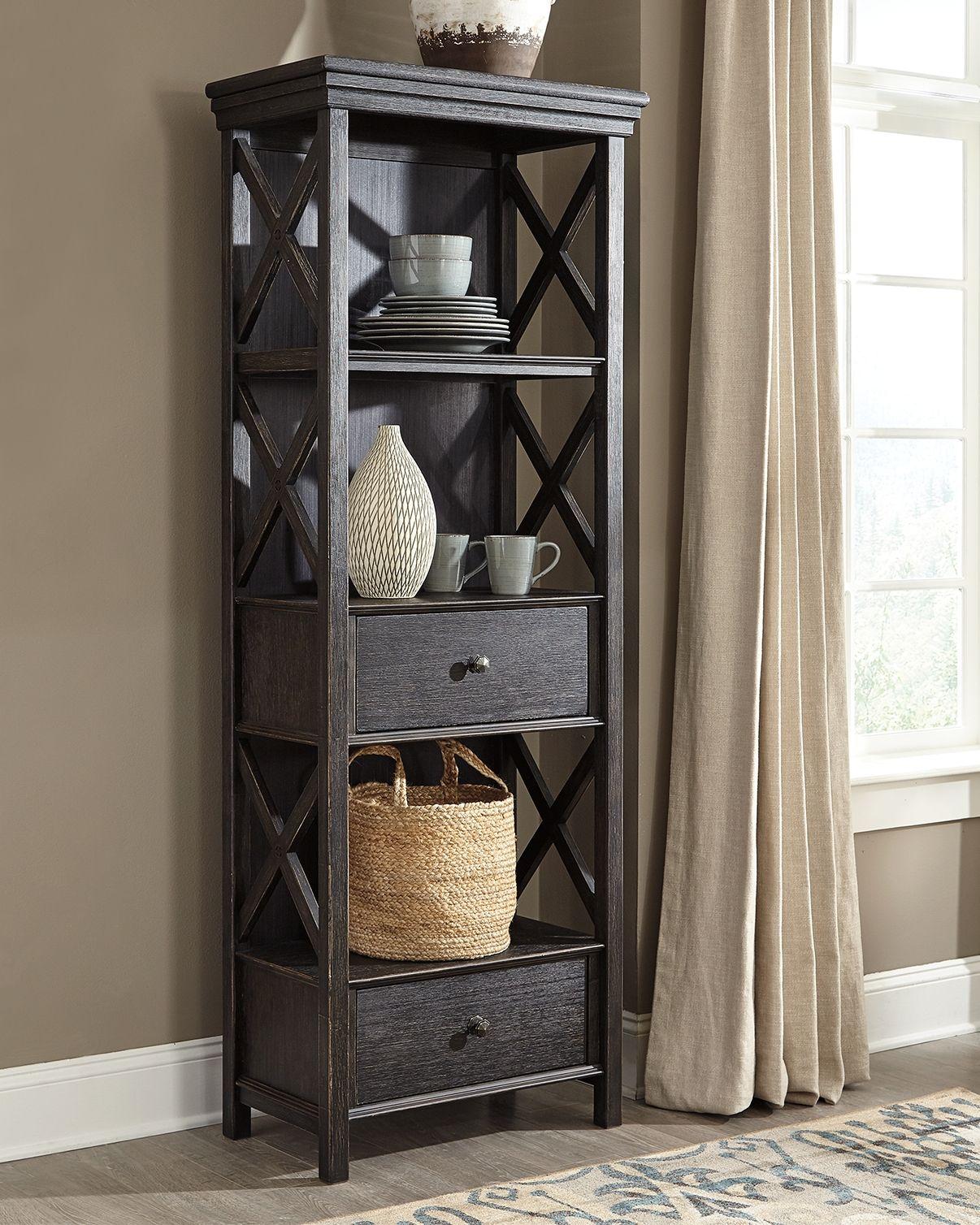 Tyler Creek - Vitrine