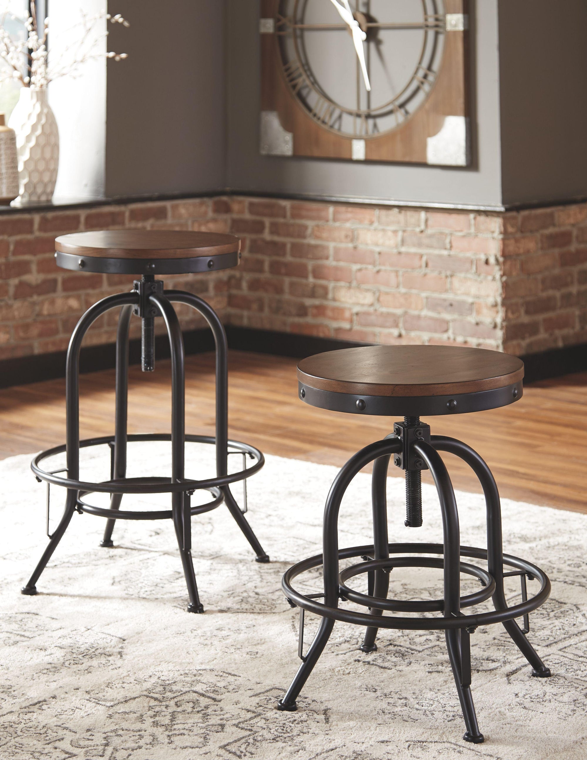 Valebeck - Tabouret de bar pivotant haut (2/cn)