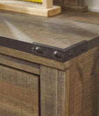Trinell - Commode à cinq tiroirs
