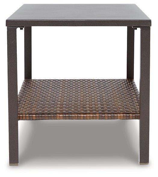 Ensemble de 4 chaises et table d'extérieur marron foncé Zariyah