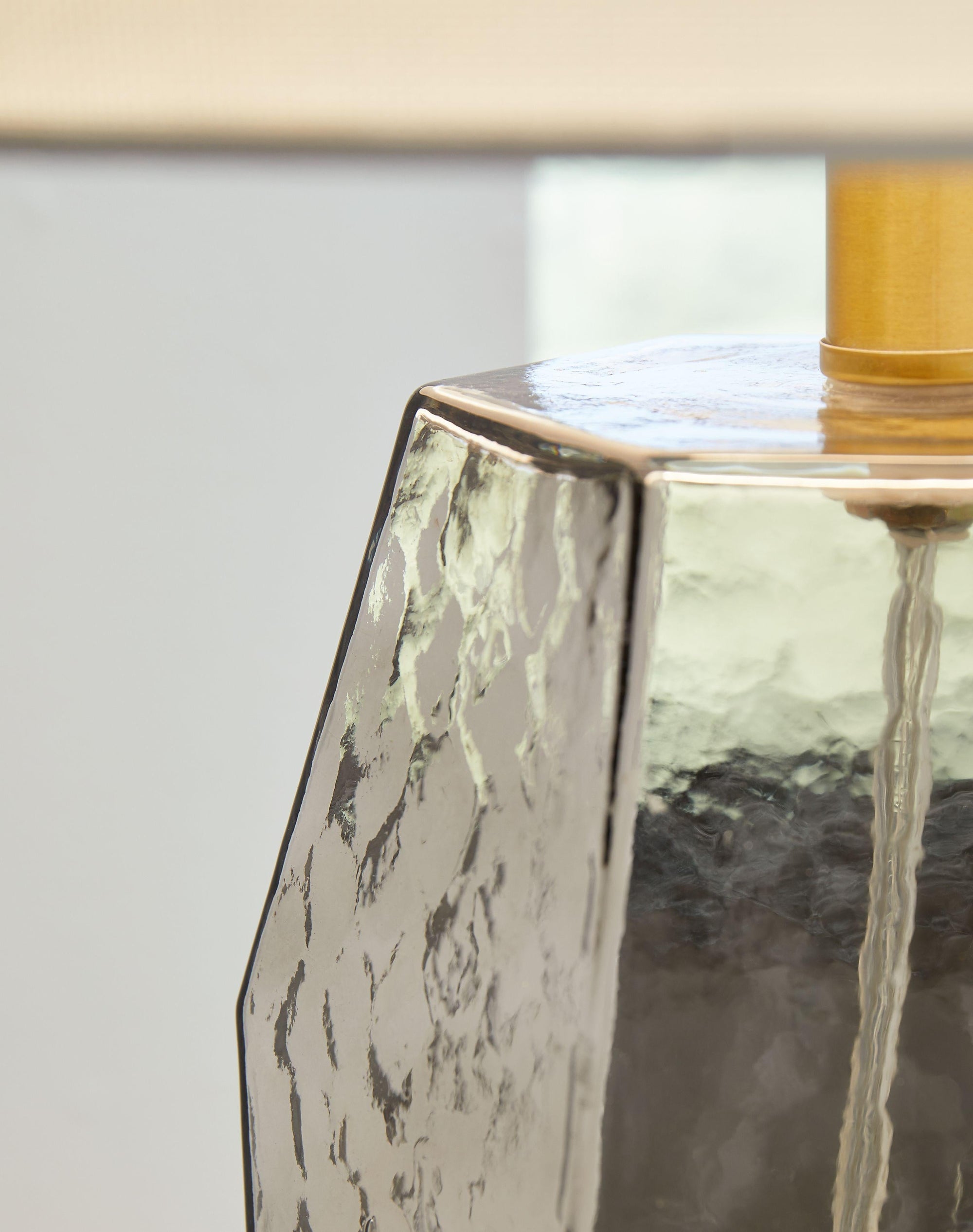 Taylow - Lampe de table en verre (1/cn)