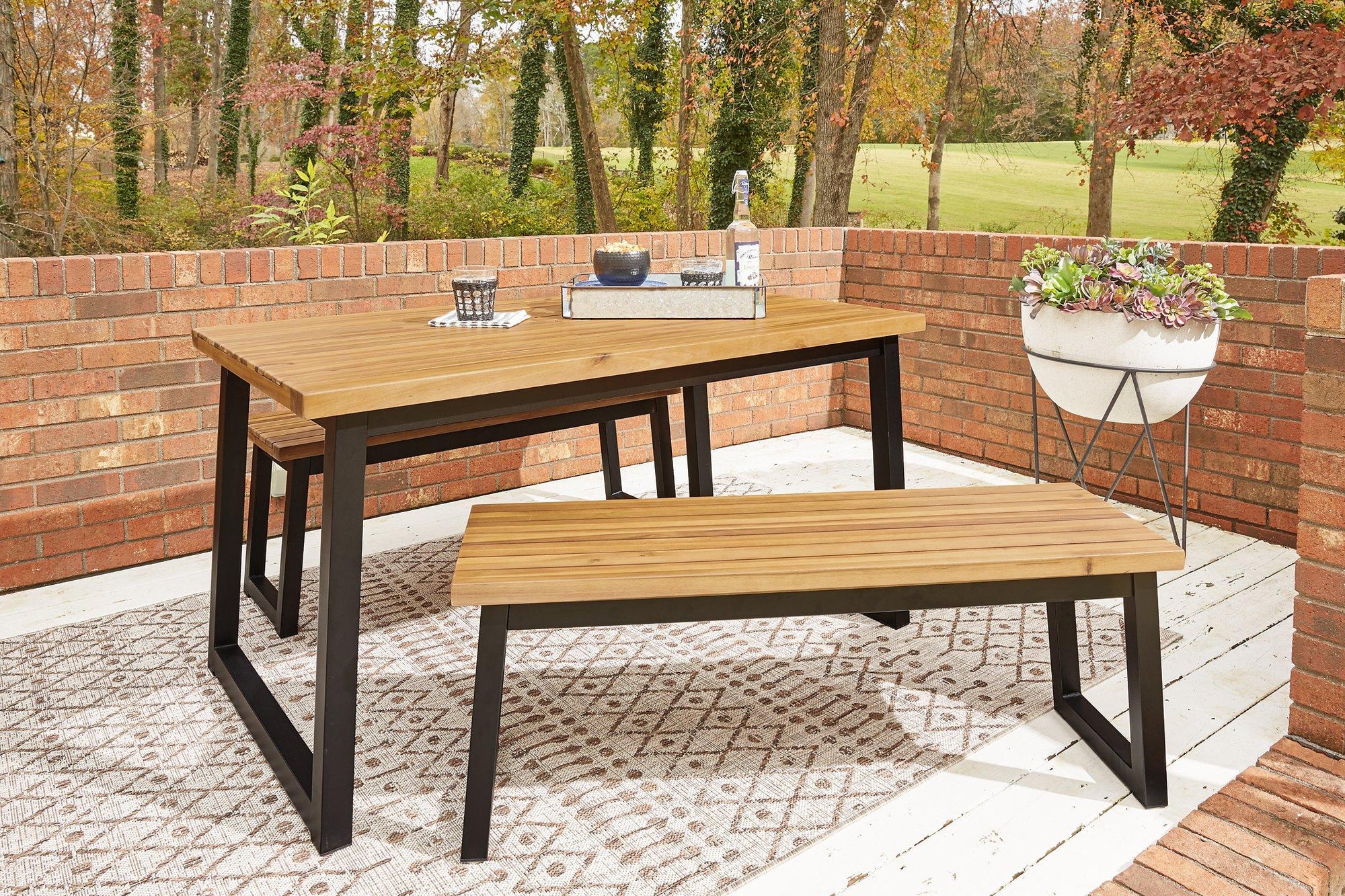 Ensemble de 3 tables à manger d'extérieur marron/noir Town Wood