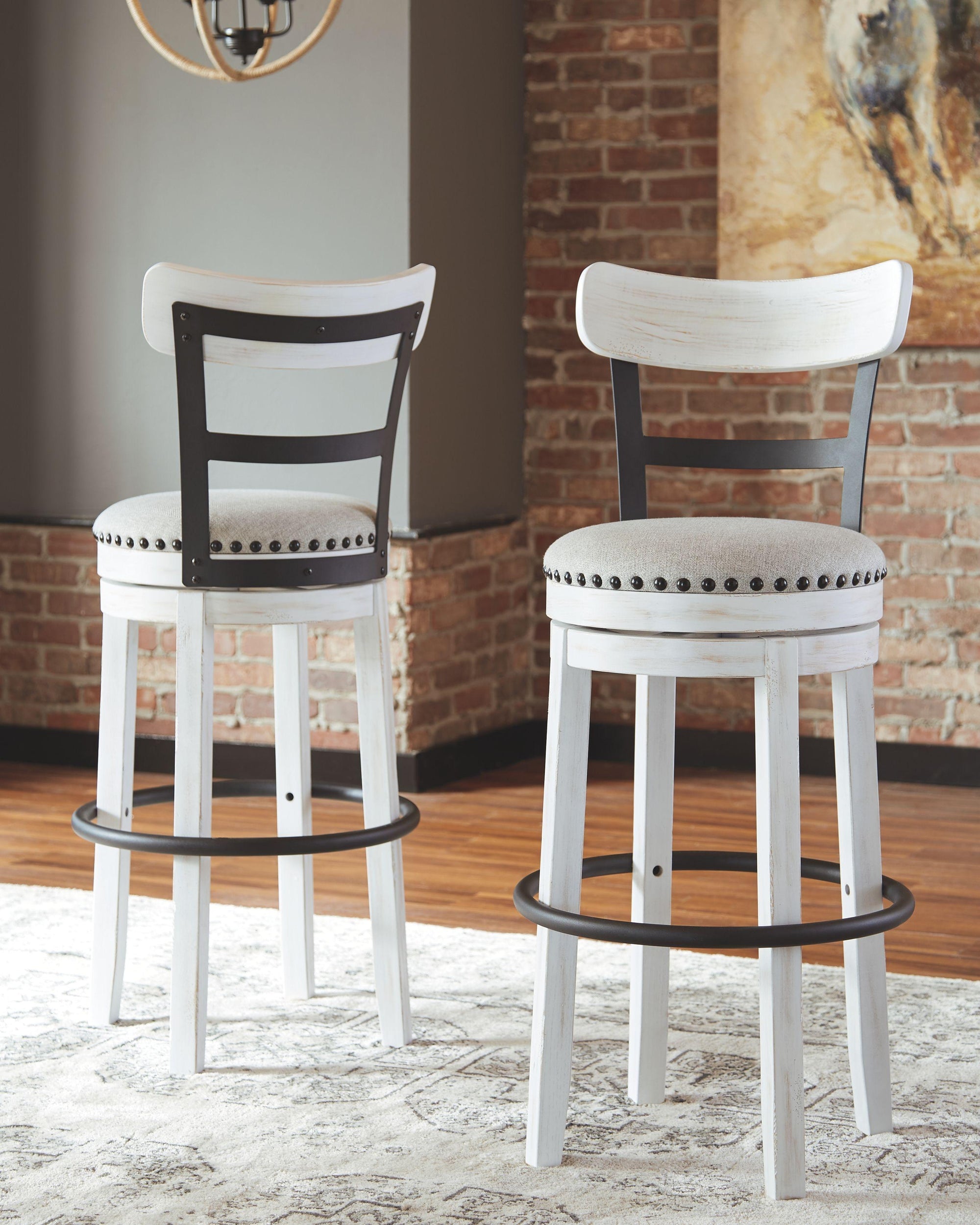 Valebeck - Tabouret de bar haut pivotant (1/cn)