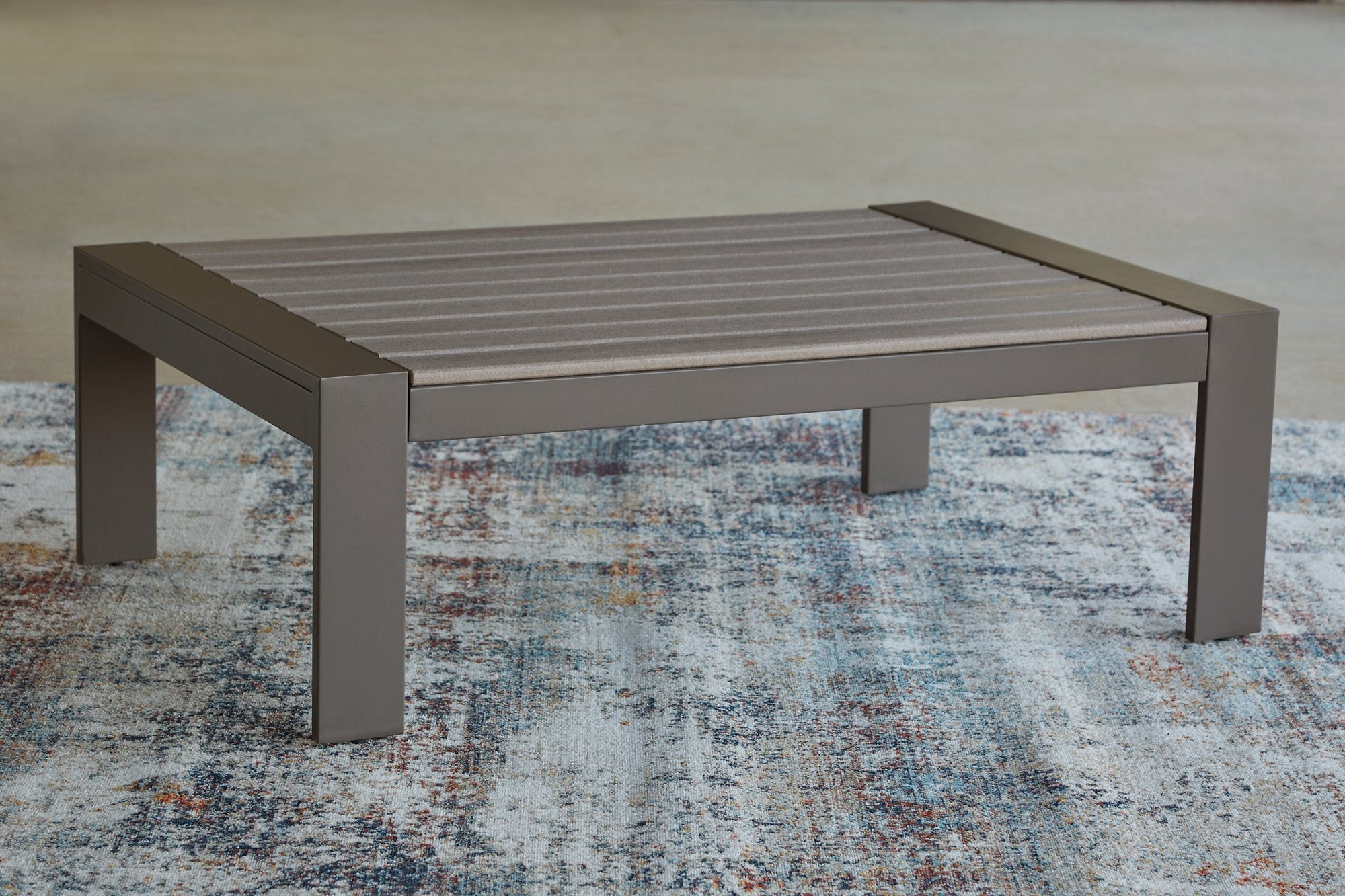 Ensemble de 3 tables d'appoint d'extérieur Tropicava