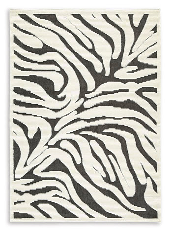 Tapis Thomwith 4'11 x 7'2